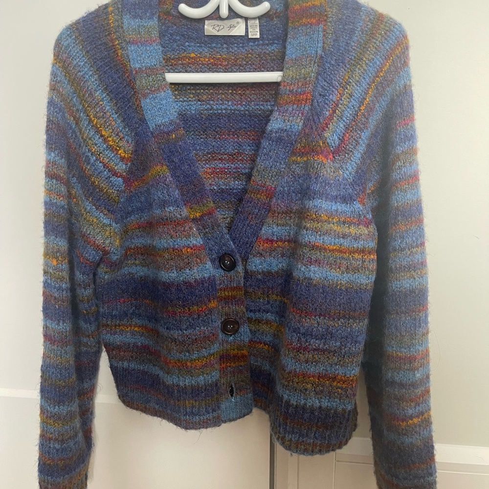 Sweater bundle 3 sweaters !!